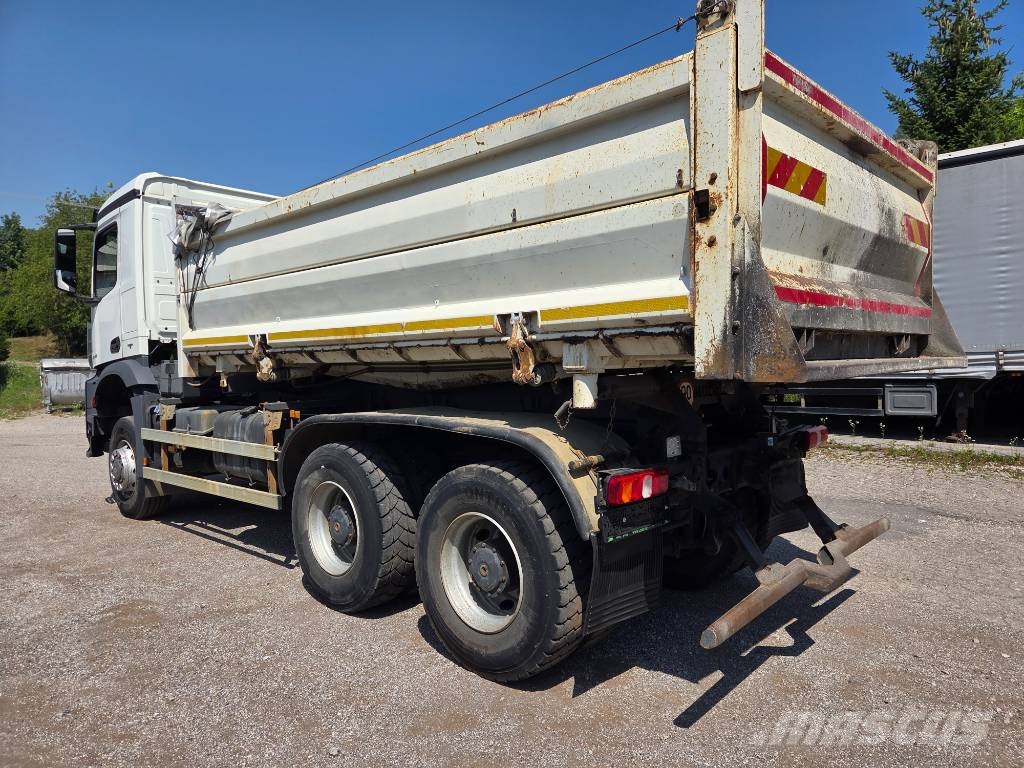 Mercedes-Benz AROCS 3345 AK 6x6 3way tipper + bordmatic Camiones bañeras basculantes o volquetes
