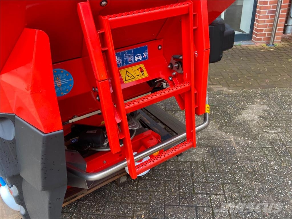Rauch Axis H 50.2 EMC + W Mineralinių trąšų barstytuvai