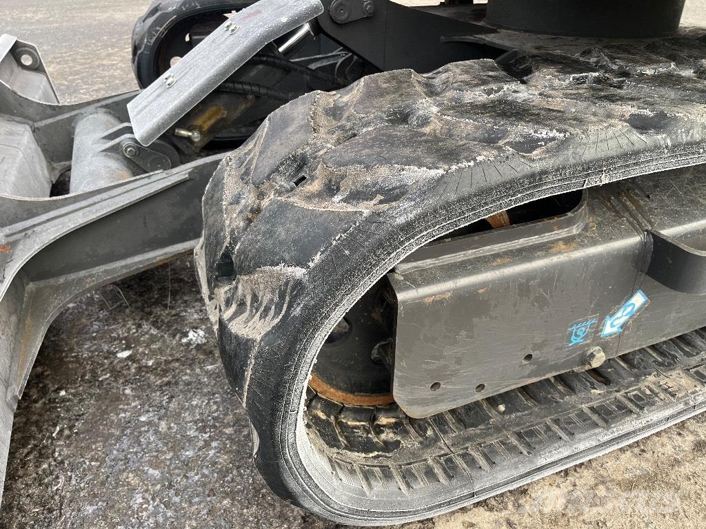 CASE CX 85 D / Engcon, Kauha, Rasvari Средни екскаватори 7т - 12т