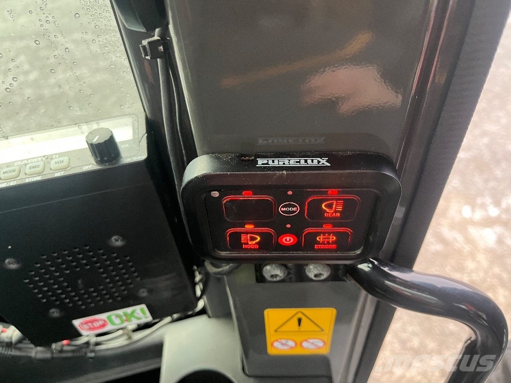 CASE CX 85 D / Engcon, Kauha, Rasvari Средни екскаватори 7т - 12т