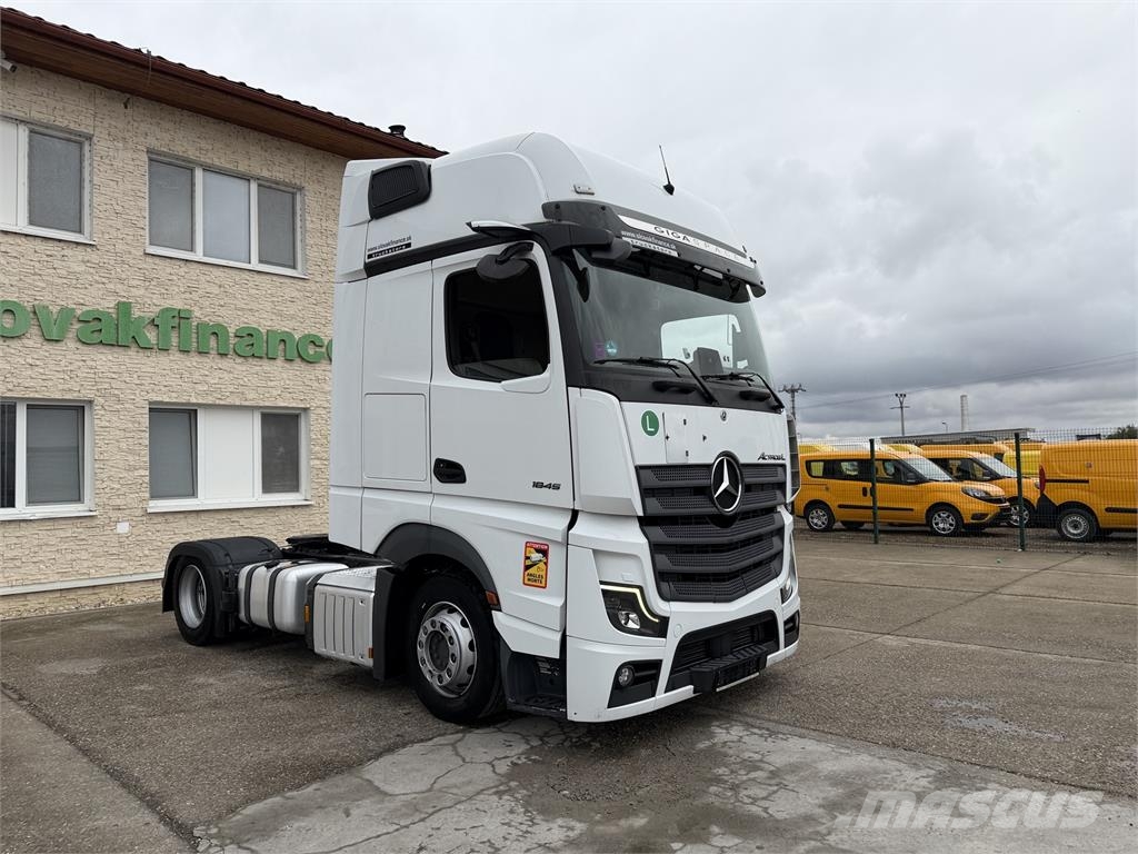 Mercedes-Benz Actros VIN 680 曳引機組件