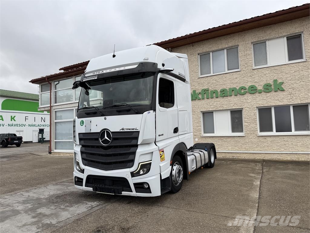 Mercedes-Benz Actros VIN 680 曳引機組件