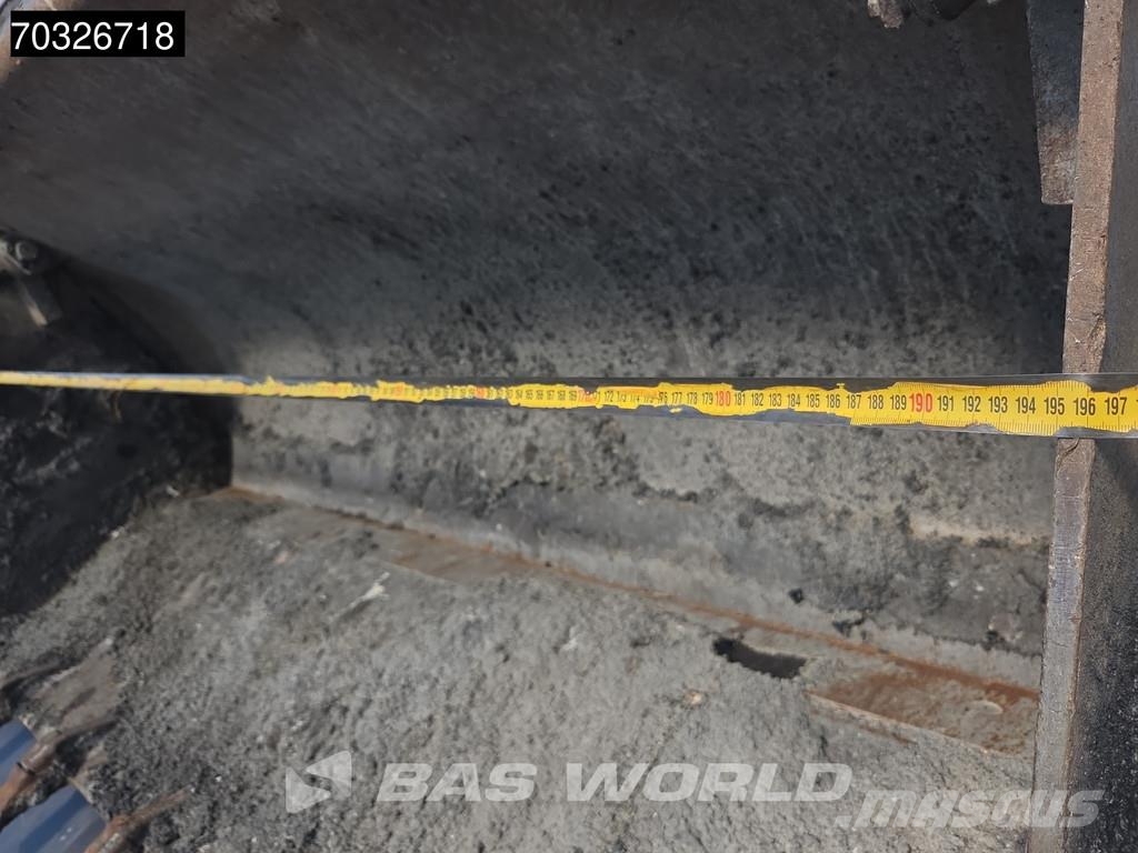Volvo L30 G لوادر بعجل