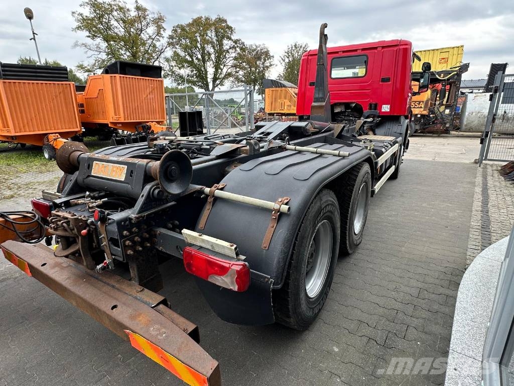 Scania P 400 吊鉤式起重車