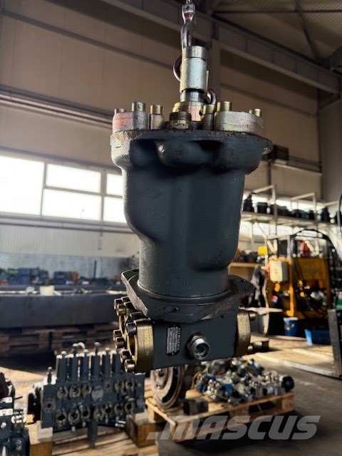 Liebherr R 944 C Rotary connection Гідравліка