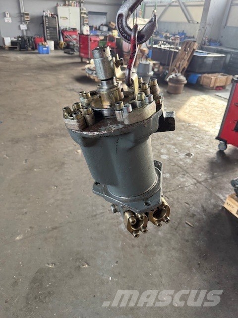 Liebherr R 944 C Rotary connection Гідравліка
