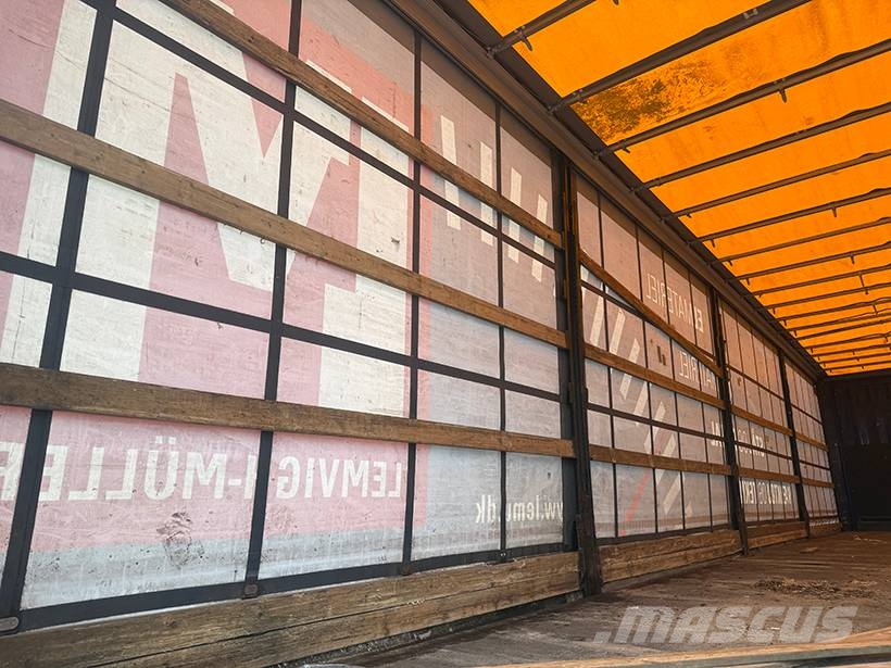 Krone Curtainsider / Planenauflieger Curtainsider semi-trailers