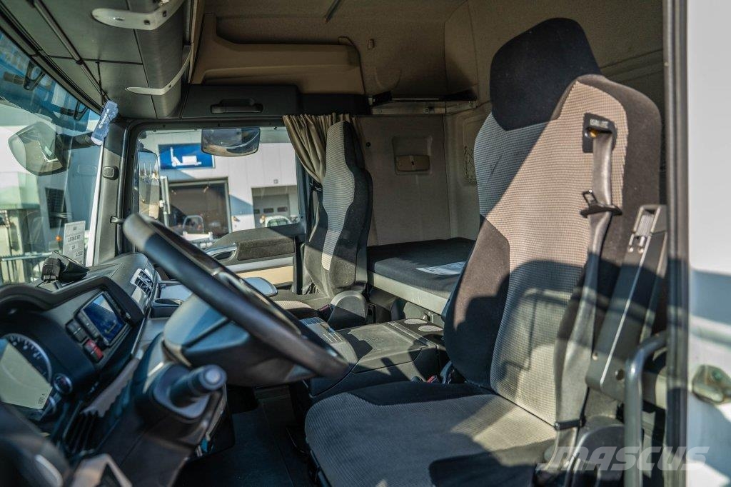 MAN TGX 18.460 XLX BLS -INTARDER-ADR Sattelzugmaschinen