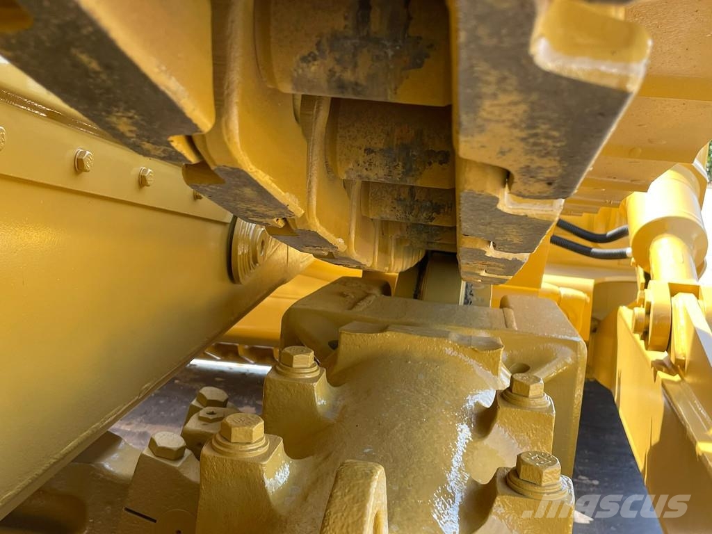 CAT D8T - CE / EPA 履帶推土機