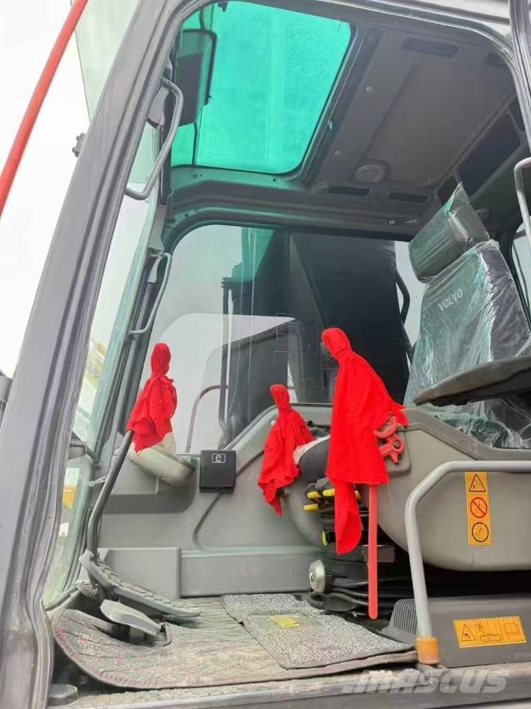 Volvo EC 290 Roomikekskavaatorid
