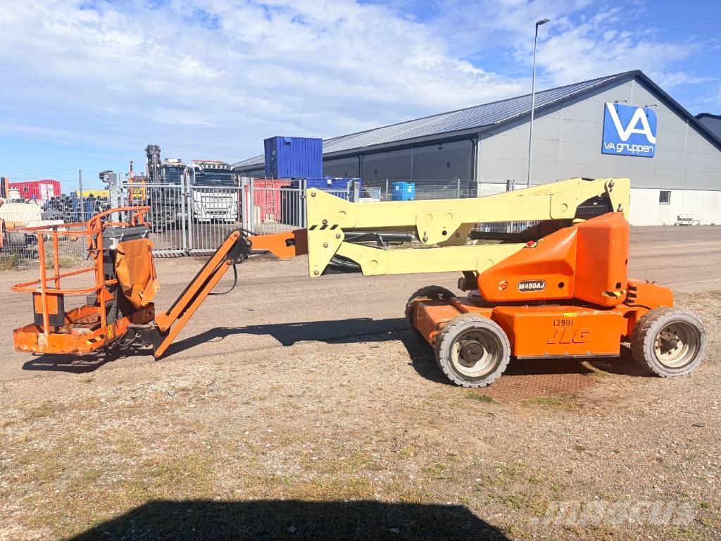 JLG M 450 AJ Nacelles articulées