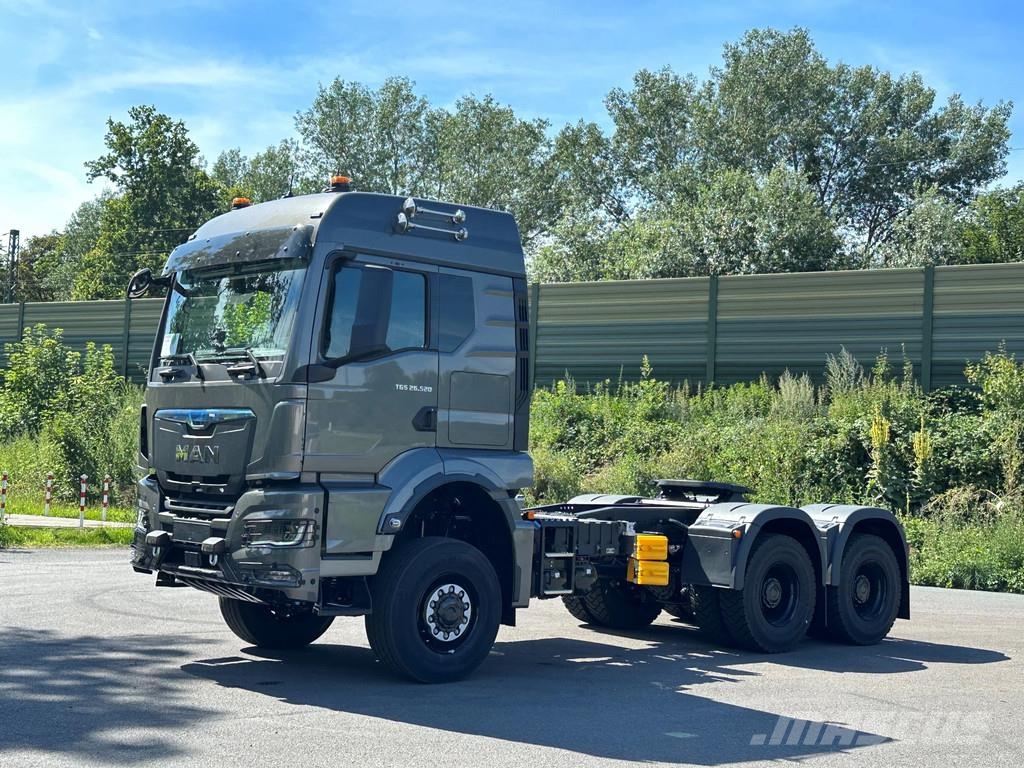 MAN TGS 33.540 MAN TGS 33.540 6x6 BB SA 曳引機組件
