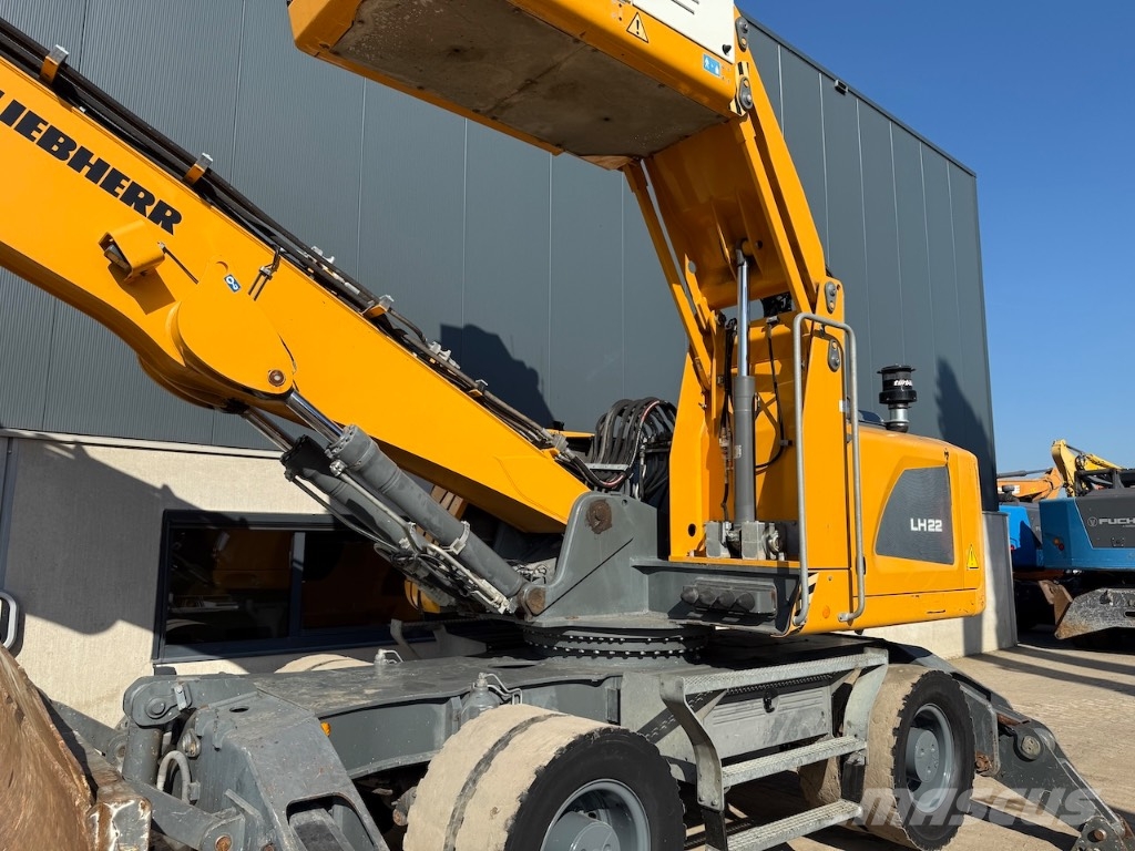 Liebherr LH 22 M - LH 22 - LH22 Waste / industry handlers