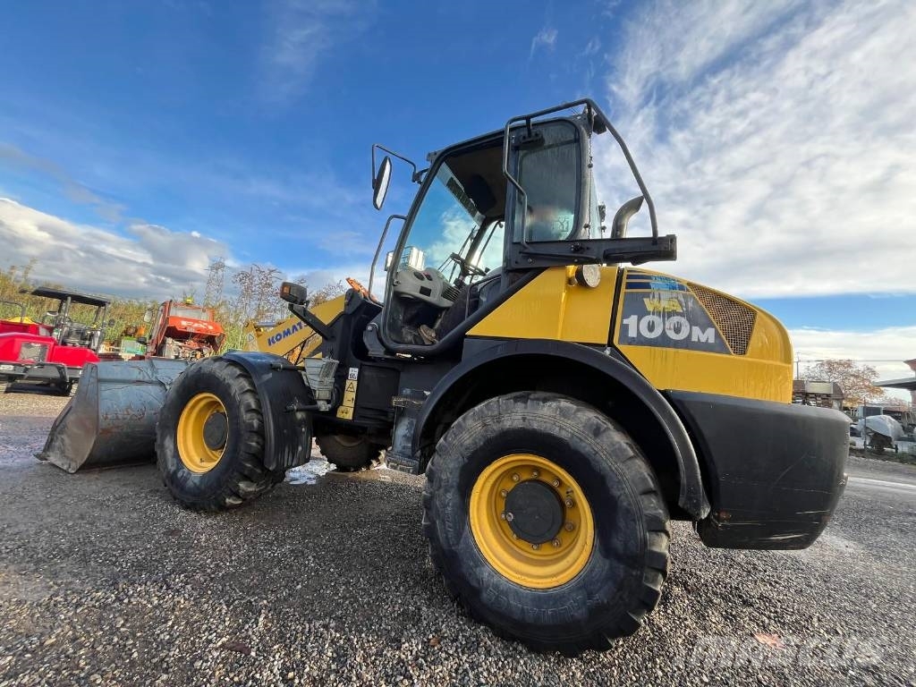 Komatsu WA 100 M Rataslaadurid