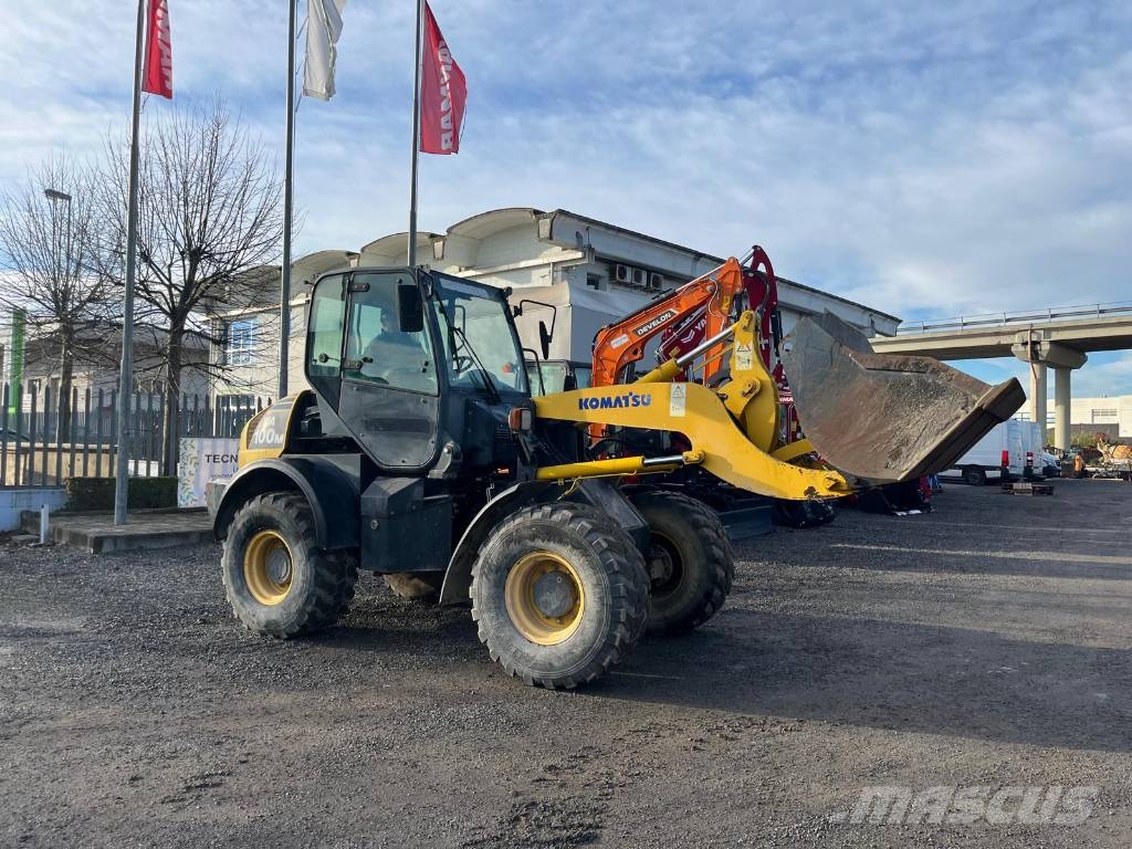 Komatsu WA 100 M Rataslaadurid