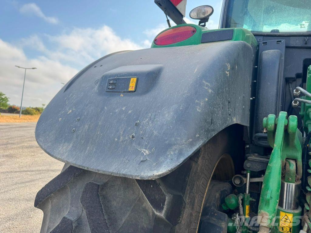 John Deere 6R 195 Traktoren