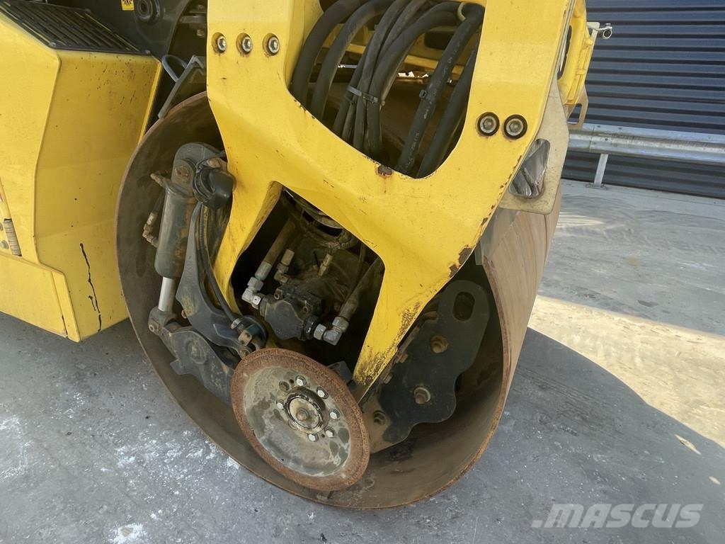 Bomag BW 154 AP-4V AM Çift tamburlu silindirler