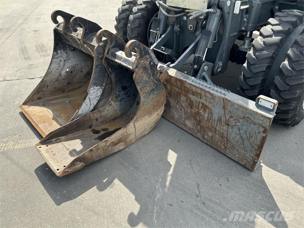 Wacker Neuson EW100 (9020) Gravemaskiner på hjul