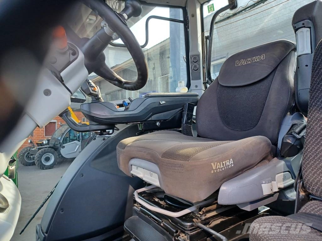 Valtra 234 Direct Traktorer