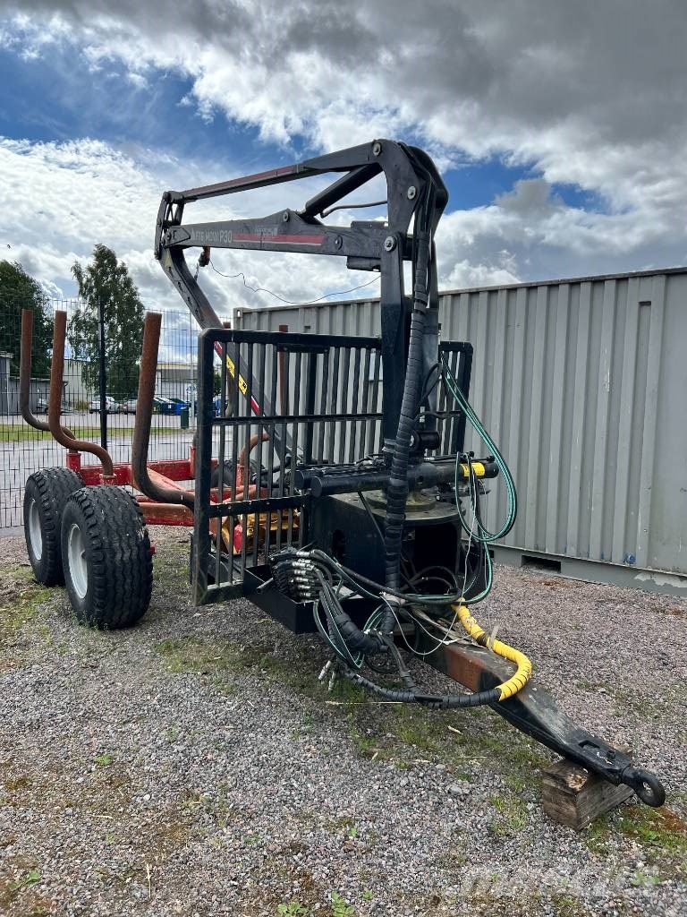 Mowi 1050/P30 Mowi Remolques forestales