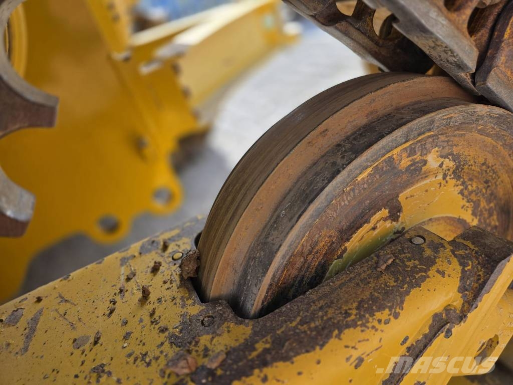 CAT D 5 LGP Buldožeri gusjeničari
