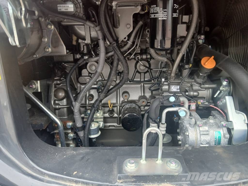 Hitachi ZX65USB-6 CLR 중형굴삭기 7톤-28톤