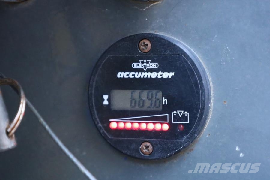 Holland Lift Ecostar HL-9710 Electric, 12m Working Height, 325k Elevadores de tesoura