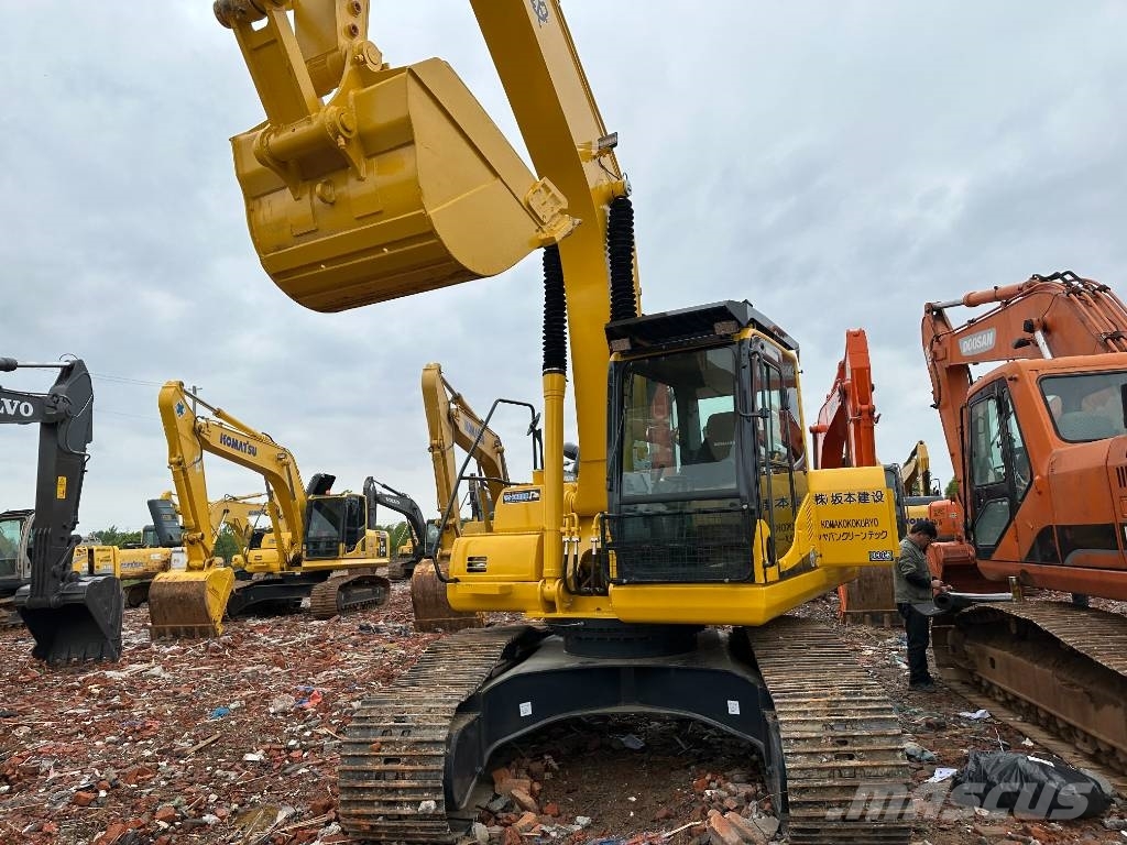 Komatsu PC 220-8M Εκσκαφείς με ερπύστριες