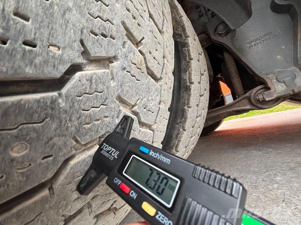 Volvo FM 370 6x2*4 RETARDER / SUPRA 850 / BOX L=7469 mm Camiones con temperatura controlada
