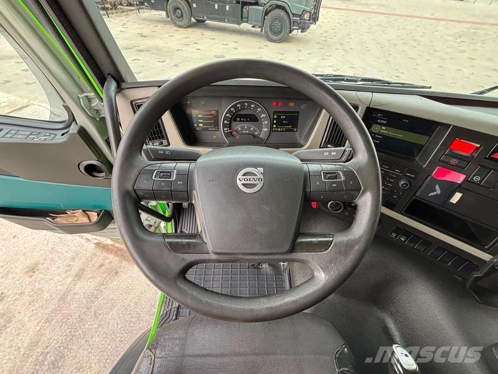 Volvo FM 370 6x2*4 RETARDER / SUPRA 850 / BOX L=7469 mm Camiones con temperatura controlada