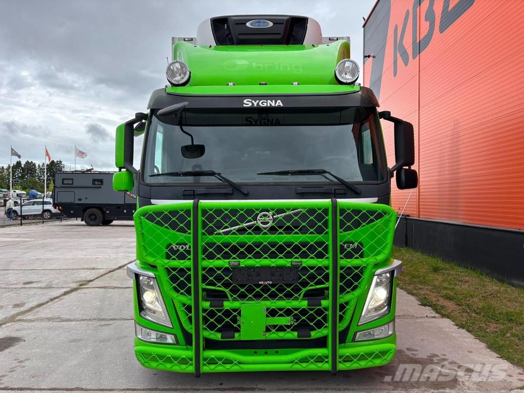 Volvo FM 370 6x2*4 RETARDER / SUPRA 850 / BOX L=7469 mm Camiones con temperatura controlada