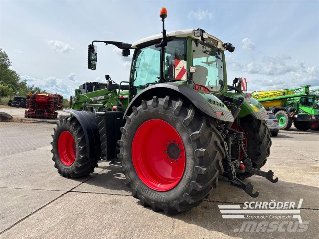 Fendt 718 GEN6 PROFI PLUS + CARGO 5X/90 Tractoare