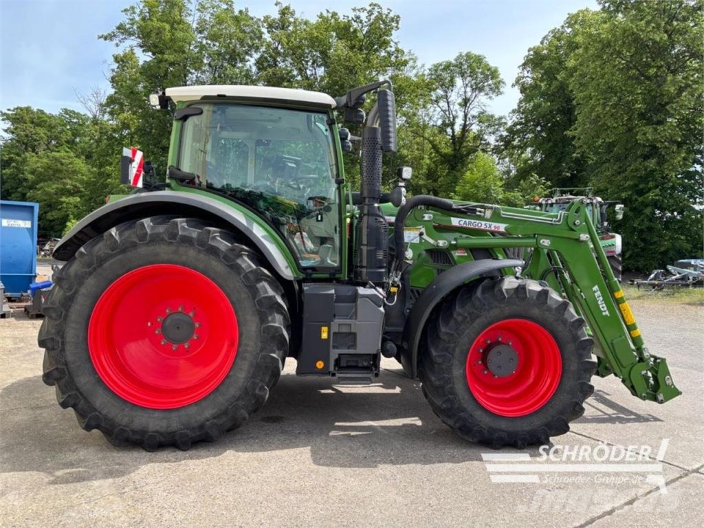 Fendt 718 GEN6 PROFI PLUS + CARGO 5X/90 Tractoare