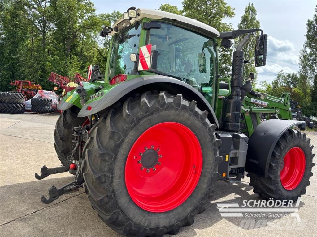 Fendt 718 GEN6 PROFI PLUS + CARGO 5X/90 Tractoare