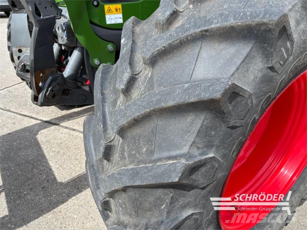 Fendt 718 GEN6 PROFI PLUS + CARGO 5X/90 Tractoare