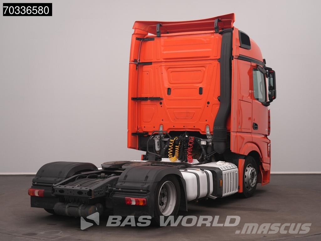 Mercedes-Benz Actros 1851 4X2 BigSpace Mega APK 04-2027 2x Tanks Tractores (camiões)