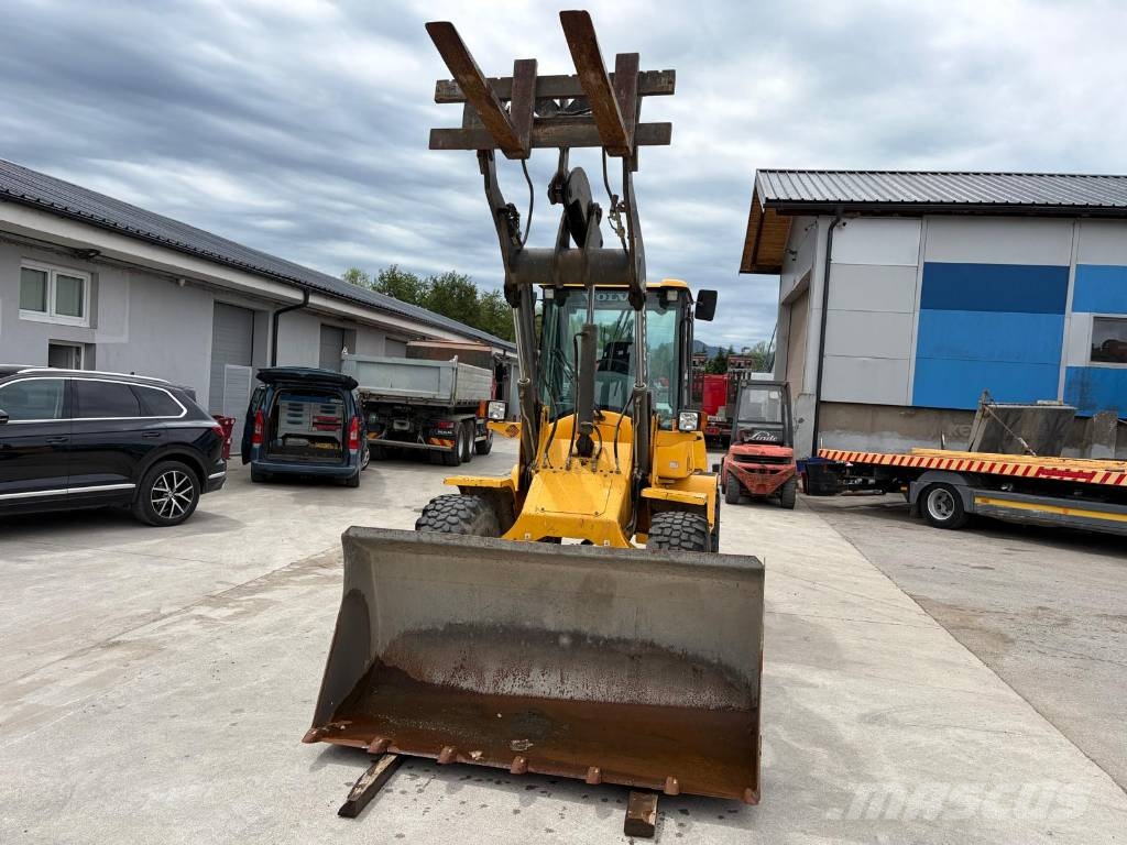 Volvo L 30 B لوادر بعجل