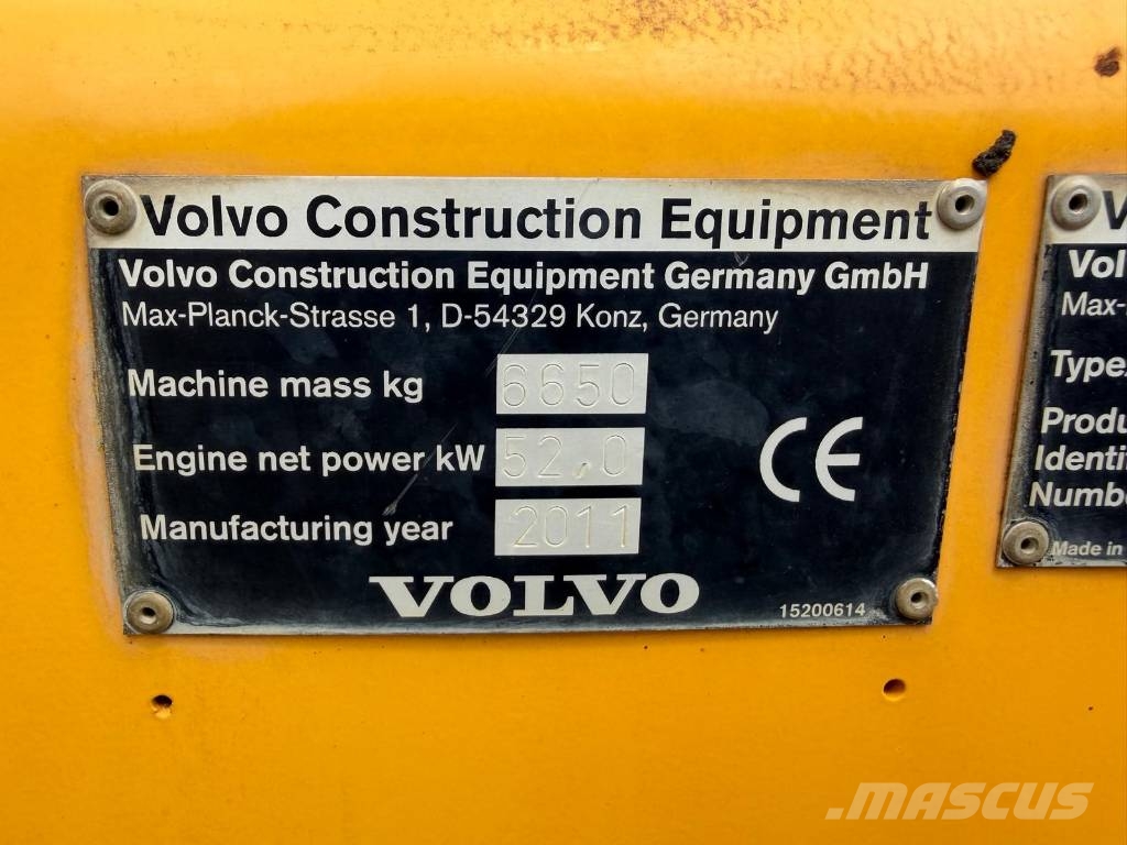 Volvo L 30 B لوادر بعجل