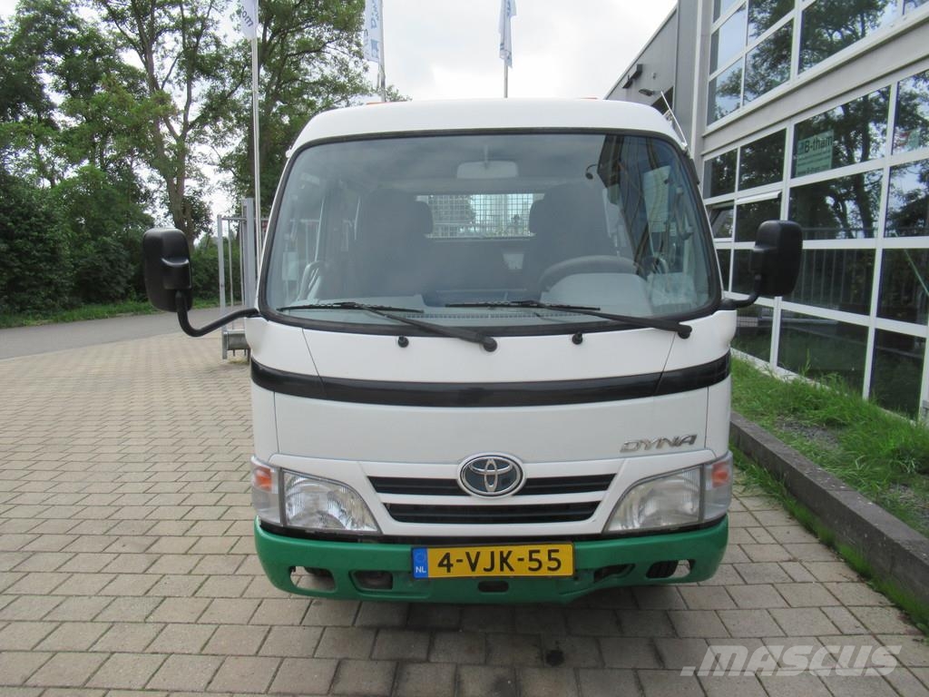 Toyota Dyna 100 3.0 D-4D DoubleCab DOKA Tipper Kipper Jakeluautot