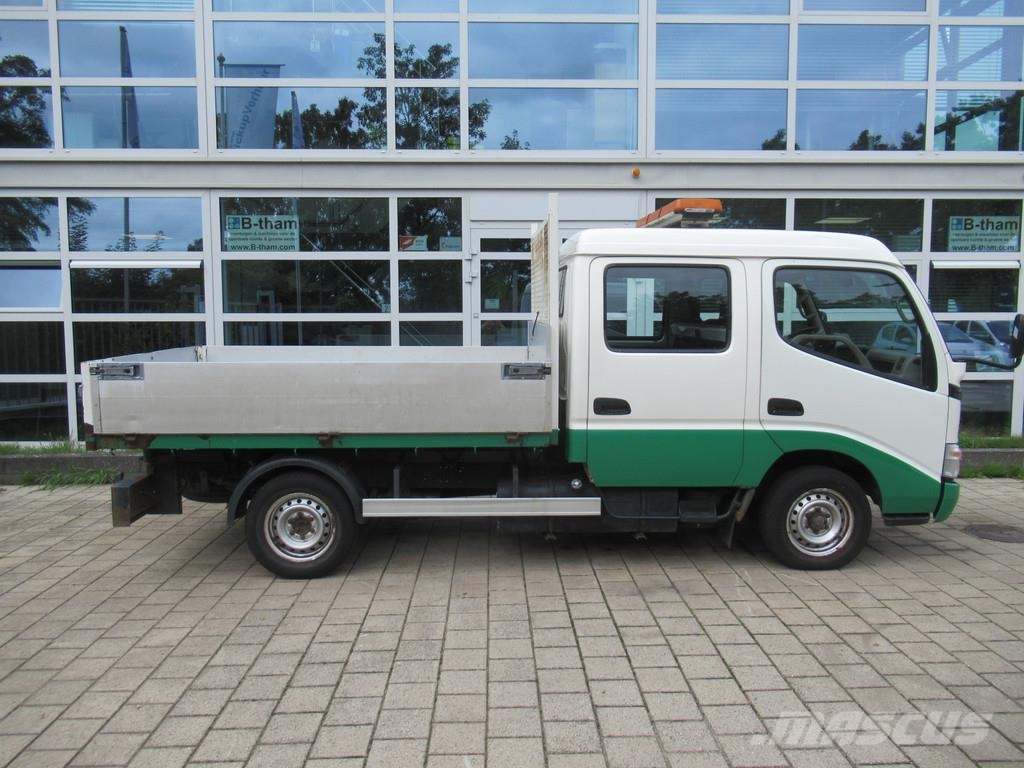 Toyota Dyna 100 3.0 D-4D DoubleCab DOKA Tipper Kipper Jakeluautot