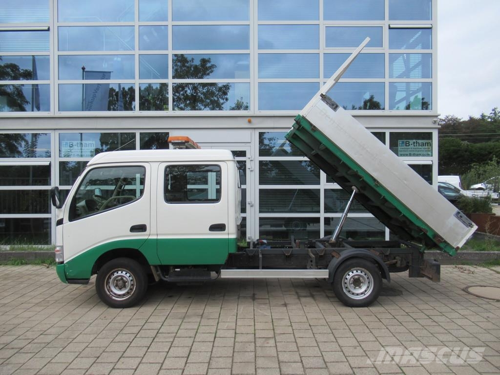 Toyota Dyna 100 3.0 D-4D DoubleCab DOKA Tipper Kipper Jakeluautot