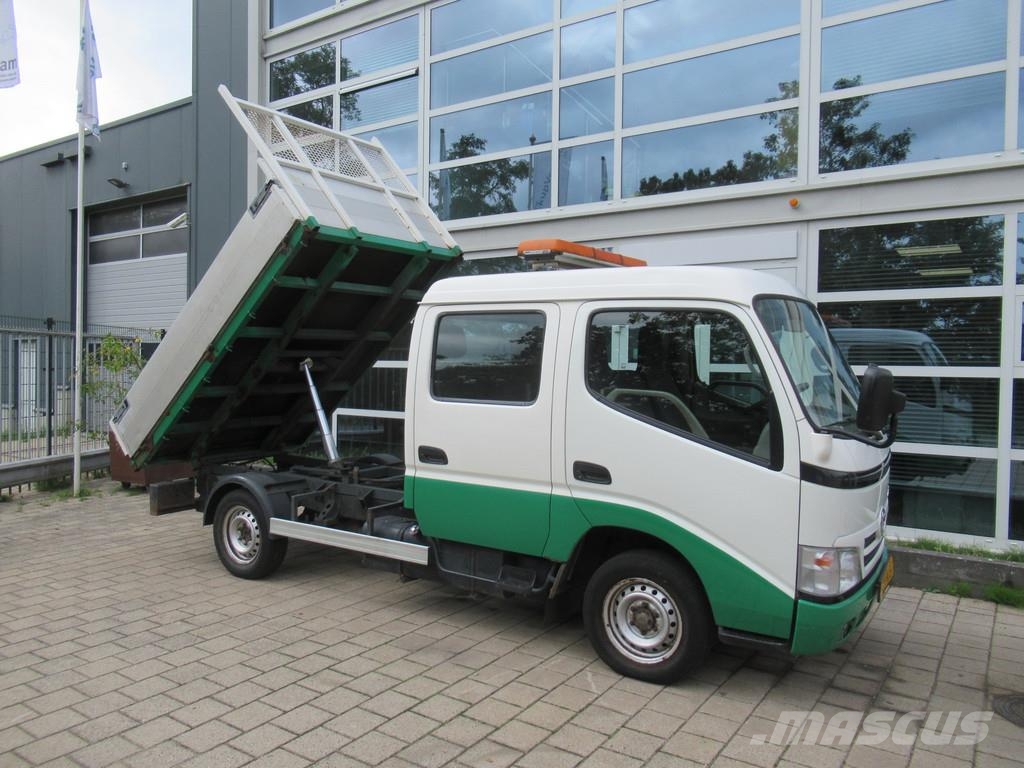 Toyota Dyna 100 3.0 D-4D DoubleCab DOKA Tipper Kipper Jakeluautot