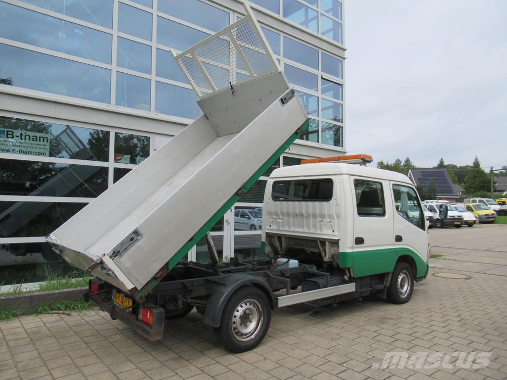 Toyota Dyna 100 3.0 D-4D DoubleCab DOKA Tipper Kipper Jakeluautot