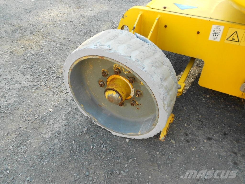 Genie Z34/22N Alkūniniai keltuvai