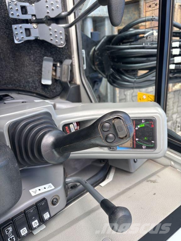 Takeuchi TB325R + Compact Tilt tiltrotator Miniescavadeiras < 7t (Mini escavadeiras)