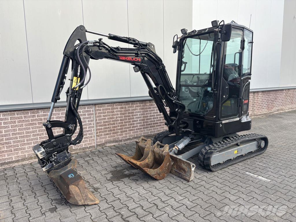 Takeuchi TB325R + Compact Tilt tiltrotator Miniescavadeiras < 7t (Mini escavadeiras)