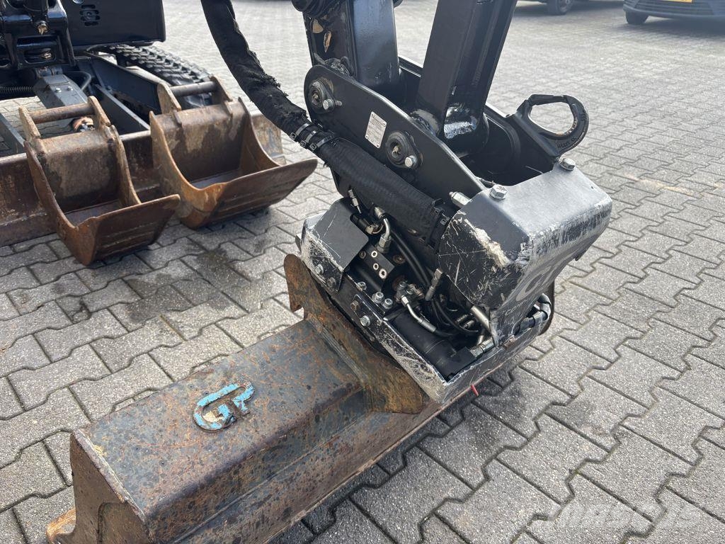 Takeuchi TB325R + Compact Tilt tiltrotator Miniescavadeiras < 7t (Mini escavadeiras)