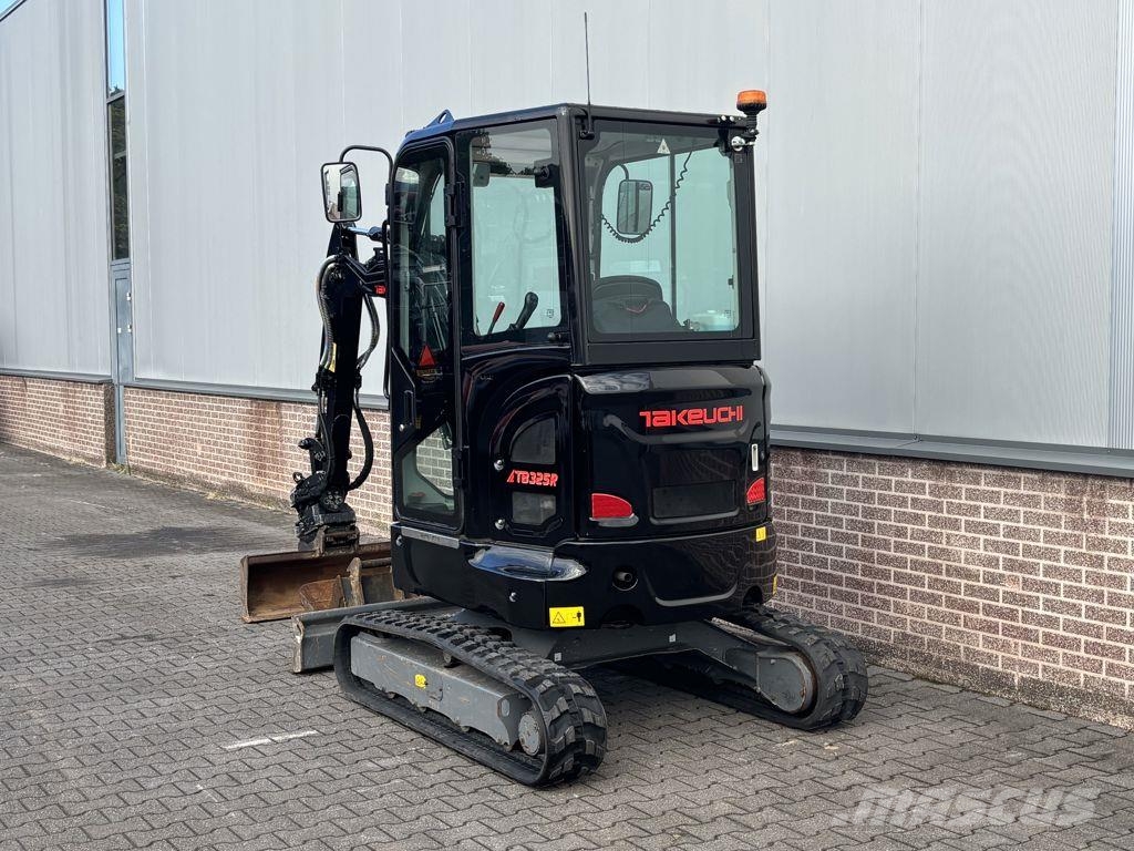 Takeuchi TB325R + Compact Tilt tiltrotator Miniescavadeiras < 7t (Mini escavadeiras)