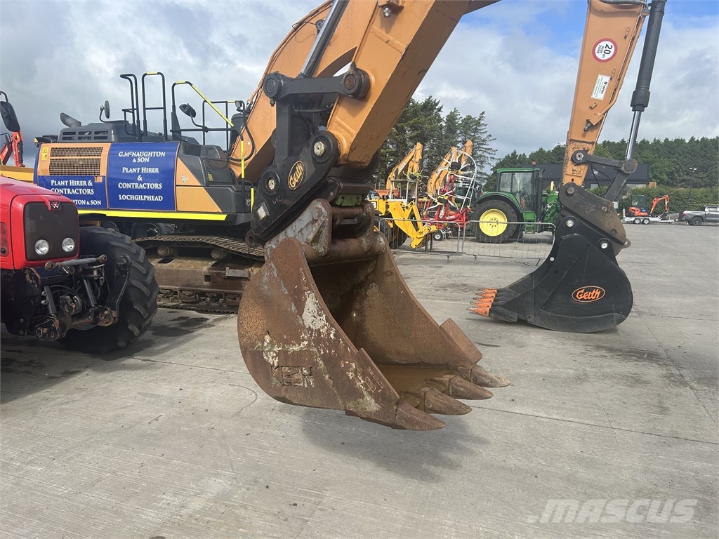 CASE CX 130 D Rupsgraafmachines