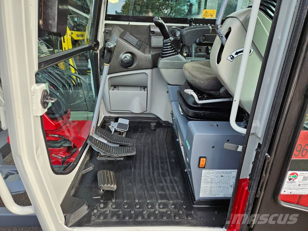 Takeuchi TB 240 Mini excavators < 7t